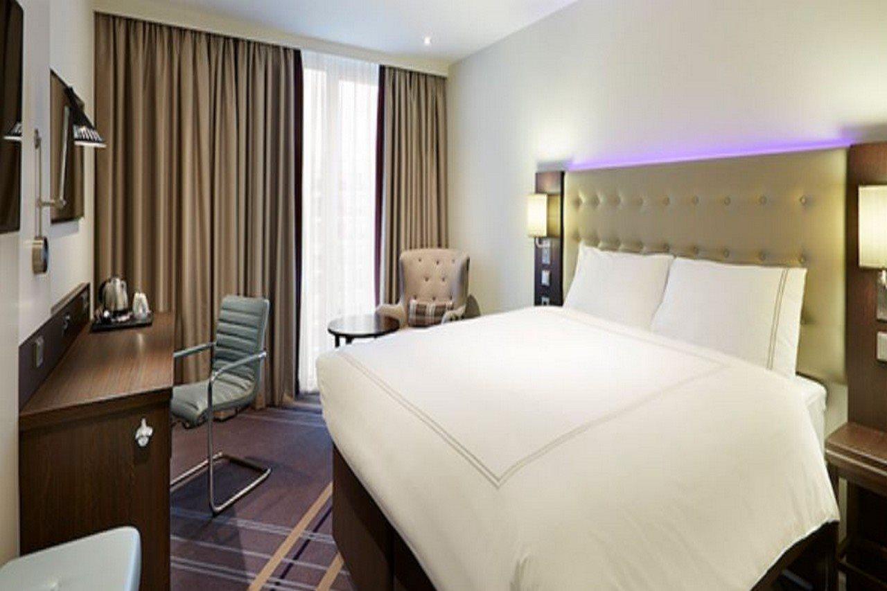 Premier Inn Duesseldorf City Friedrichstadt Exteriör bild