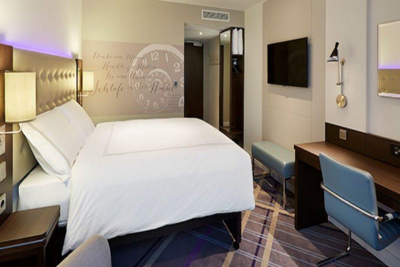 Premier Inn Duesseldorf City Friedrichstadt Exteriör bild