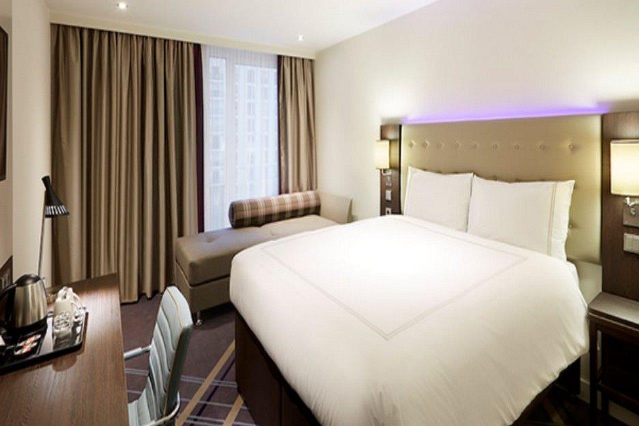 Premier Inn Duesseldorf City Friedrichstadt Exteriör bild