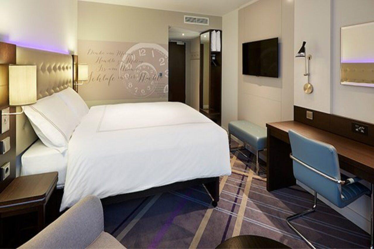 Premier Inn Duesseldorf City Friedrichstadt Exteriör bild