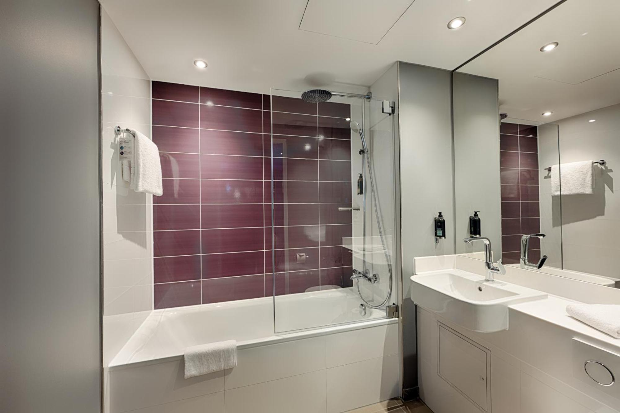 Premier Inn Duesseldorf City Friedrichstadt Exteriör bild