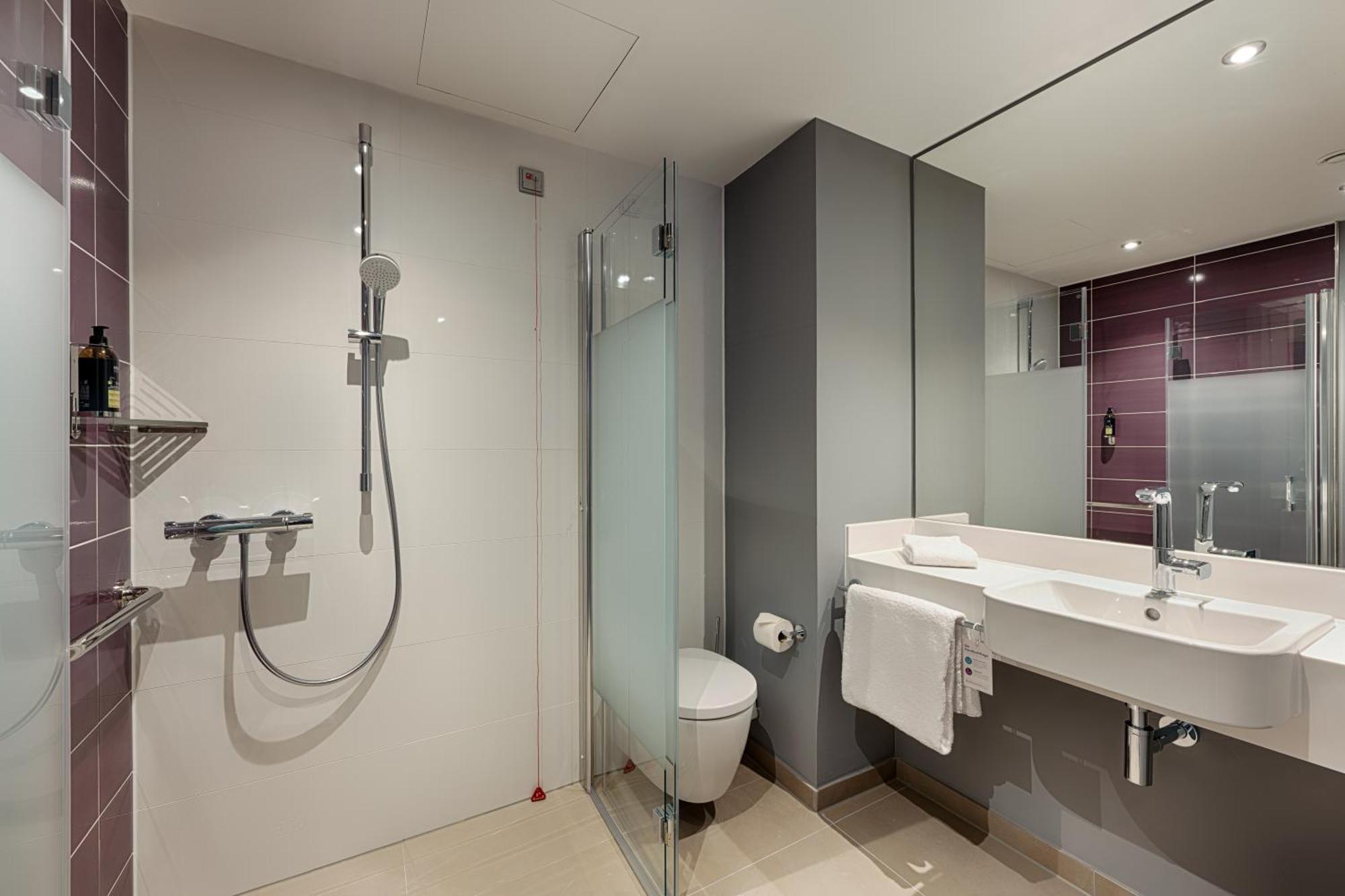 Premier Inn Duesseldorf City Friedrichstadt Exteriör bild